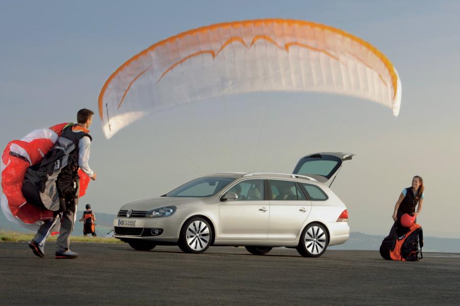  Volkswagen Golf VI Variant 2009 года  (фото 19 из 27)